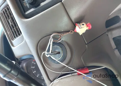 2001 Toyota Camry Ce z USA, uszkodzony, nr VIN 4T1BG22K71U118924